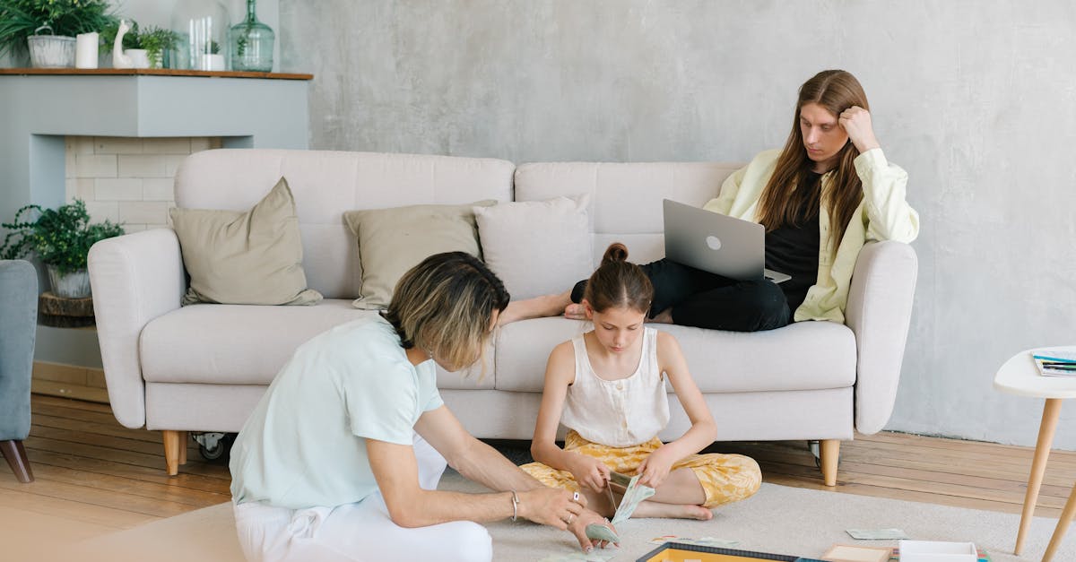 découvrez une sélection de jeux pour couples qui renforcent la complicité et apportent du fun à vos soirées. que vous soyez en quête de défis, de rires ou d'intimité, trouvez l'inspiration pour des moments inoubliables à deux.