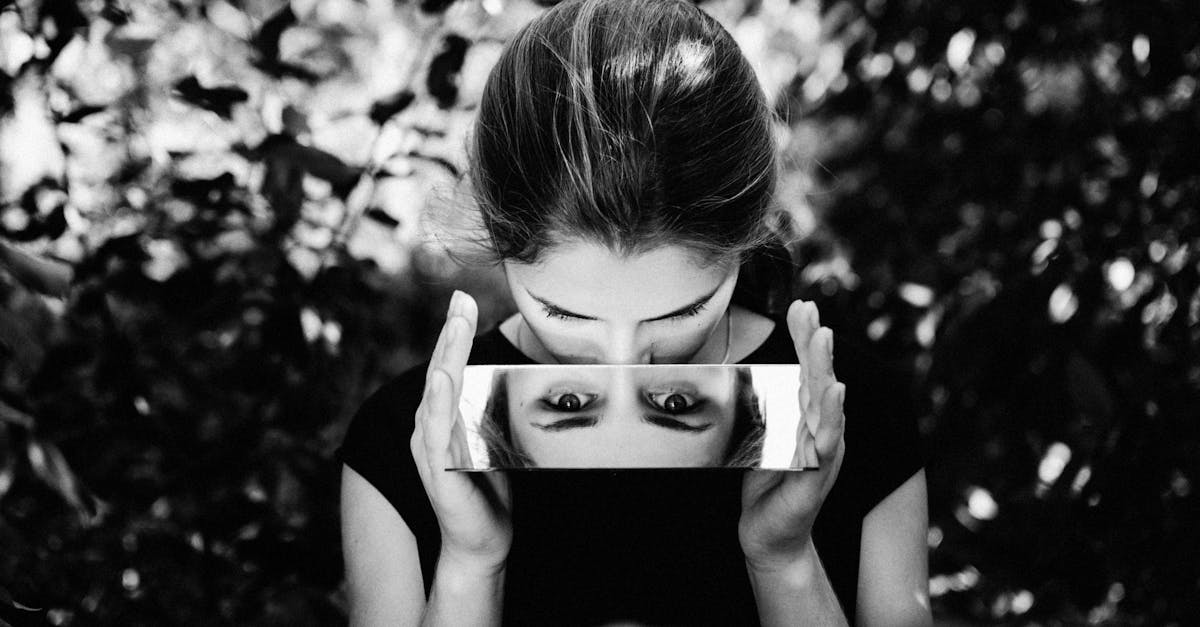 découvrez les désirs cachés qui se cachent derrière chaque âme. plongez dans un univers d'émotions intenses et de passions inexplorées, où les secrets s'entremêlent aux rêves inassouvis. laissez-vous emporter par une exploration captivante de votre intérieur.