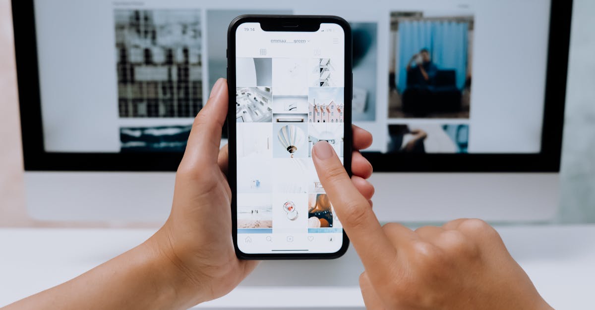 découvrez instagram, la plateforme sociale incontournable pour partager vos moments en photos et vidéos. rejoignez des millions d'utilisateurs, explorez des contenus créatifs et restez connecté avec vos amis et influenceurs préférés.