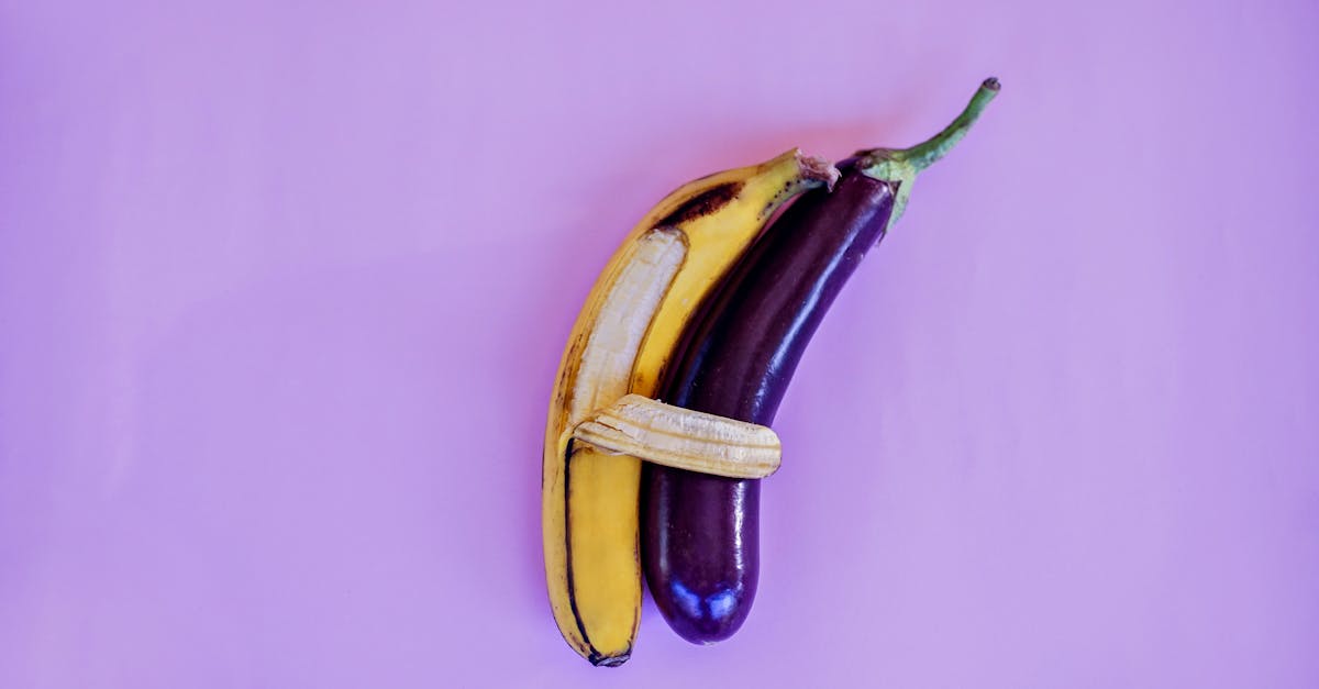 découvrez tout ce que vous devez savoir sur le sexe oral : techniques, conseils, et aspects relationnels pour enrichir votre vie intime et favoriser une communication ouverte avec votre partenaire.