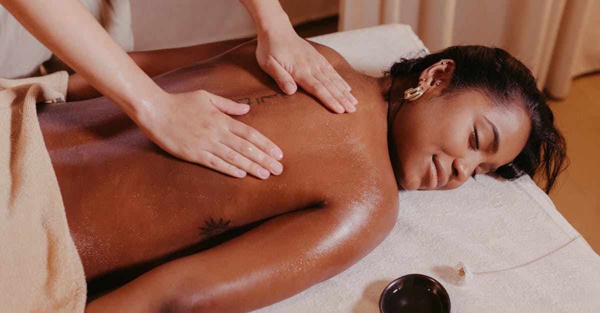 découvrez l'art du massage tantrique, une expérience inoubliable alliant relaxation profonde et éveil des sens. plongez dans un voyage de connexion spirituelle et corporelle, favorisant l'harmonie et le bien-être.