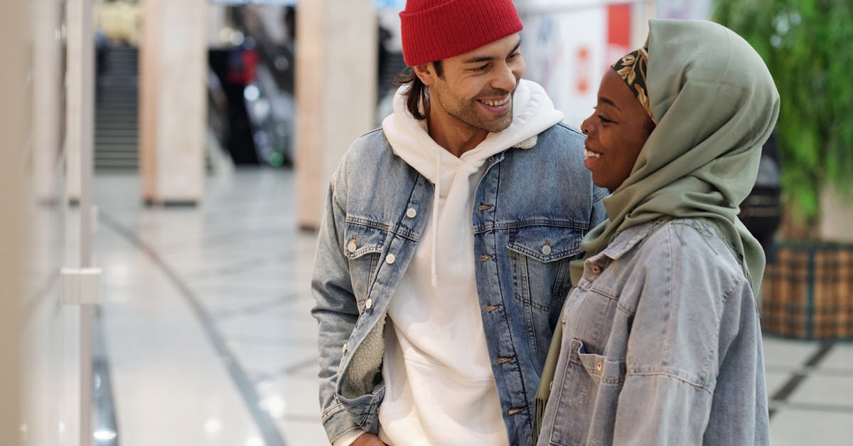 découvrez l'art de la rencontre en ligne avec nos conseils et astuces sur le dating. trouvez l'amour, faites des rencontres authentiques et créez des relations durables grâce à notre guide complet.